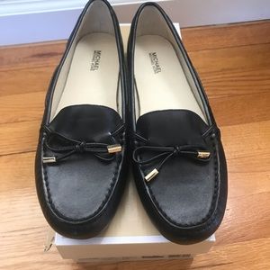 Michael Kors Daisy Moc in Black Size 9.5